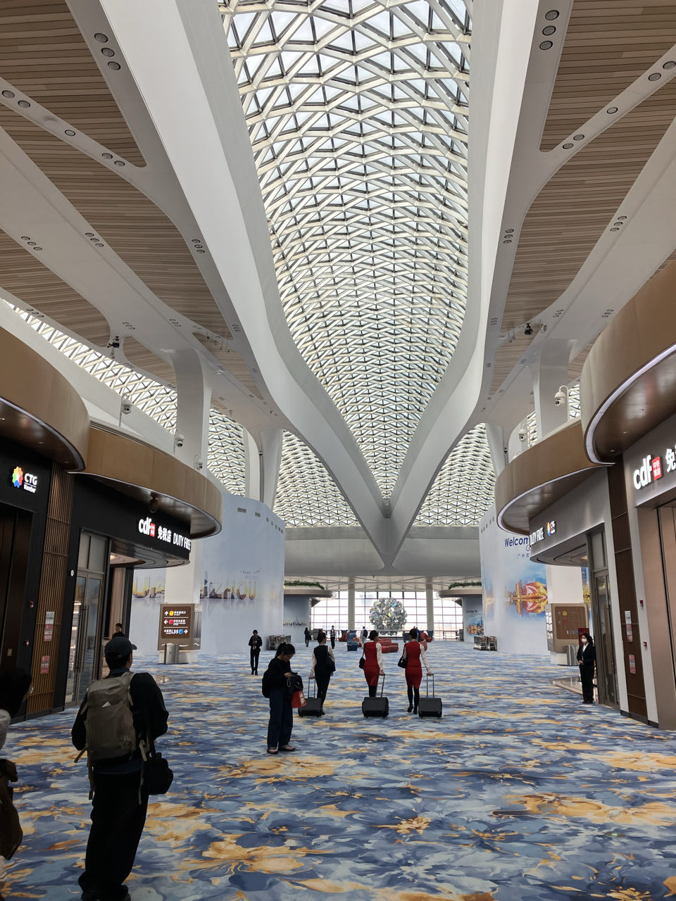 It’s maybe a bit excessive, but it doesn’t make you want to leave