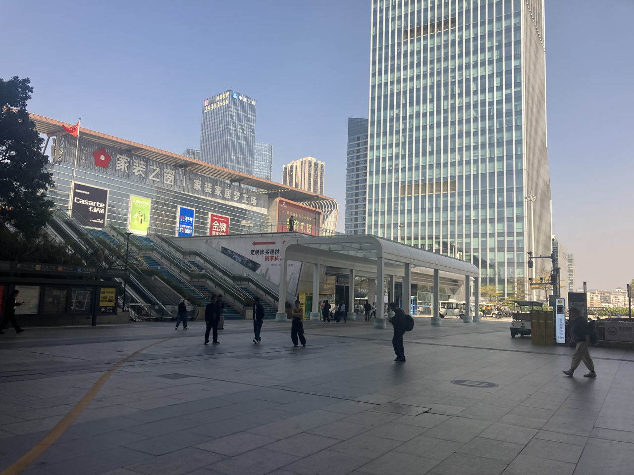 Another view of Shenzhen station